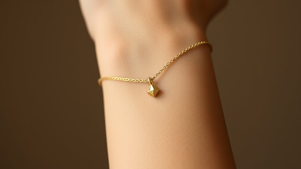 sustainable minimalist jewelry trends