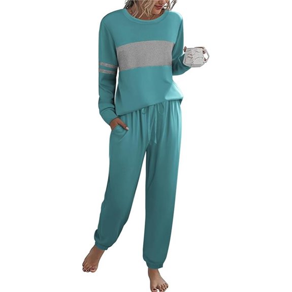 Ekouaer Women's Long Sleeve Pajama Sets with Pockets