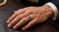 men s luxury signet rings