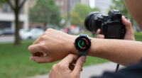The Fast-Charging Pixel Watch 4 LTE Is $100 Off Right Now
